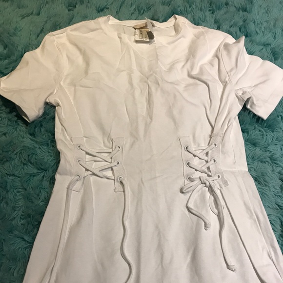 T-shirt Dress - Picture 2 of 3